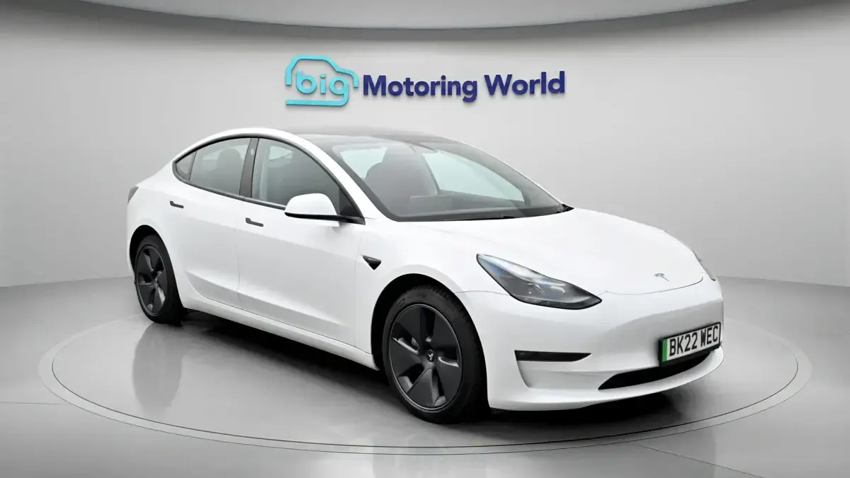 Used Tesla Model 3 Long Range AWD 366 kW (498 HP) 2022 Sedan