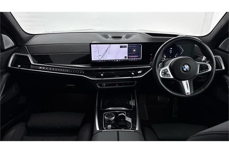 Used BMW X7 M Sport 352 HP (258 kW) 2025 Black sapphire metallic paint SUV