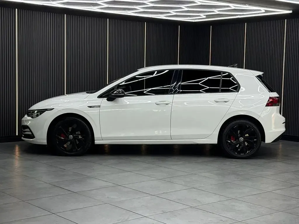 Used VW Golf VII Style 150 HP (110 kW) 2021 White Hatchback