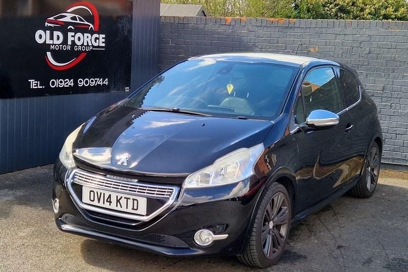 Used Peugeot 208 2014 Black Hatchback