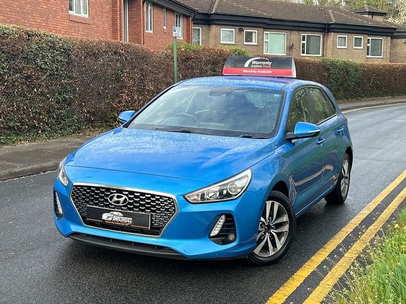 Used Hyundai i30 SE 110 HP (80 kW) 2017 Blue Hatchback