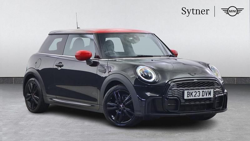 Used Mini Cooper Hatch 134 HP (98 kW) 2023 Black Hatchback