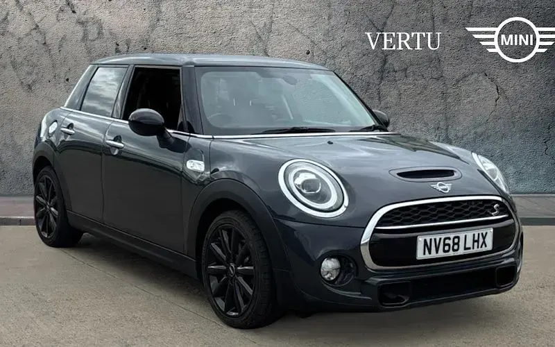 Used Mini Cooper S Classic 192 HP (141 kW) 2019 Hatchback