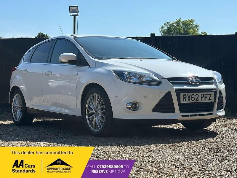 White Used 2012 Ford Focus Zetec Hatchback | £3,495 (Fair price) - Image 1/4