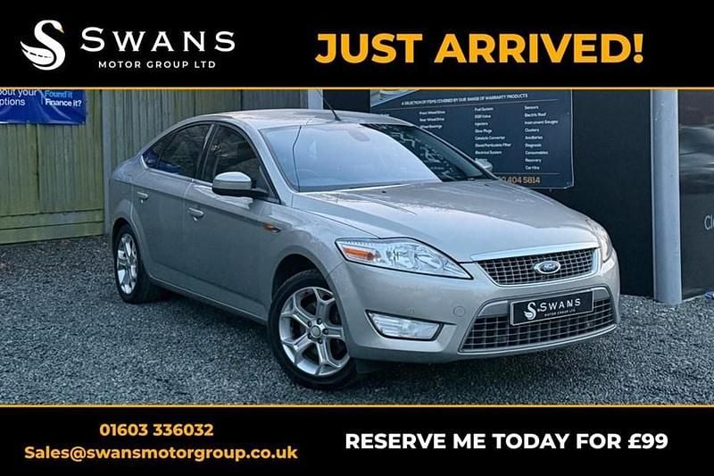 Used Ford Mondeo Titanium 163 HP (119 kW) 2011 Silver Hatchback
