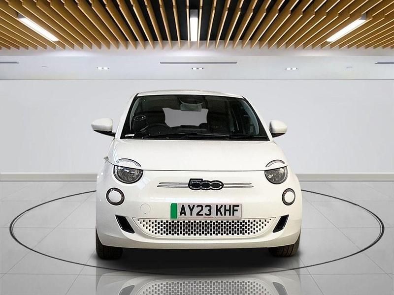 Used Fiat 500e Icon 86 kW (118 HP) 2022 White Hatchback