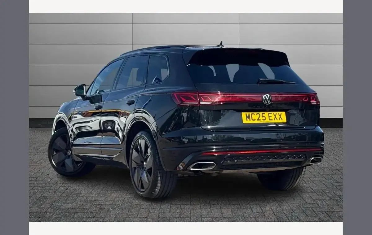 Used VW Touareg Black Edition 286 HP (210 kW) 2025 Black SUV