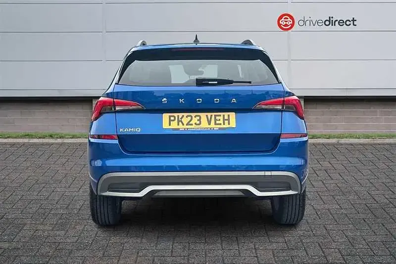 Used Skoda Kamiq SE Drive 95 HP (69 kW) 2023 Blue SUV