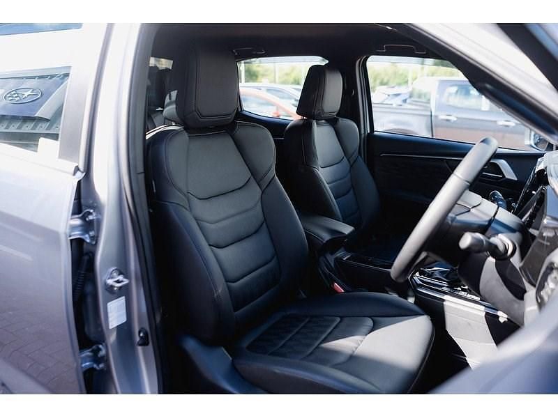 Used Isuzu D-Max 2025 Silver Pickup