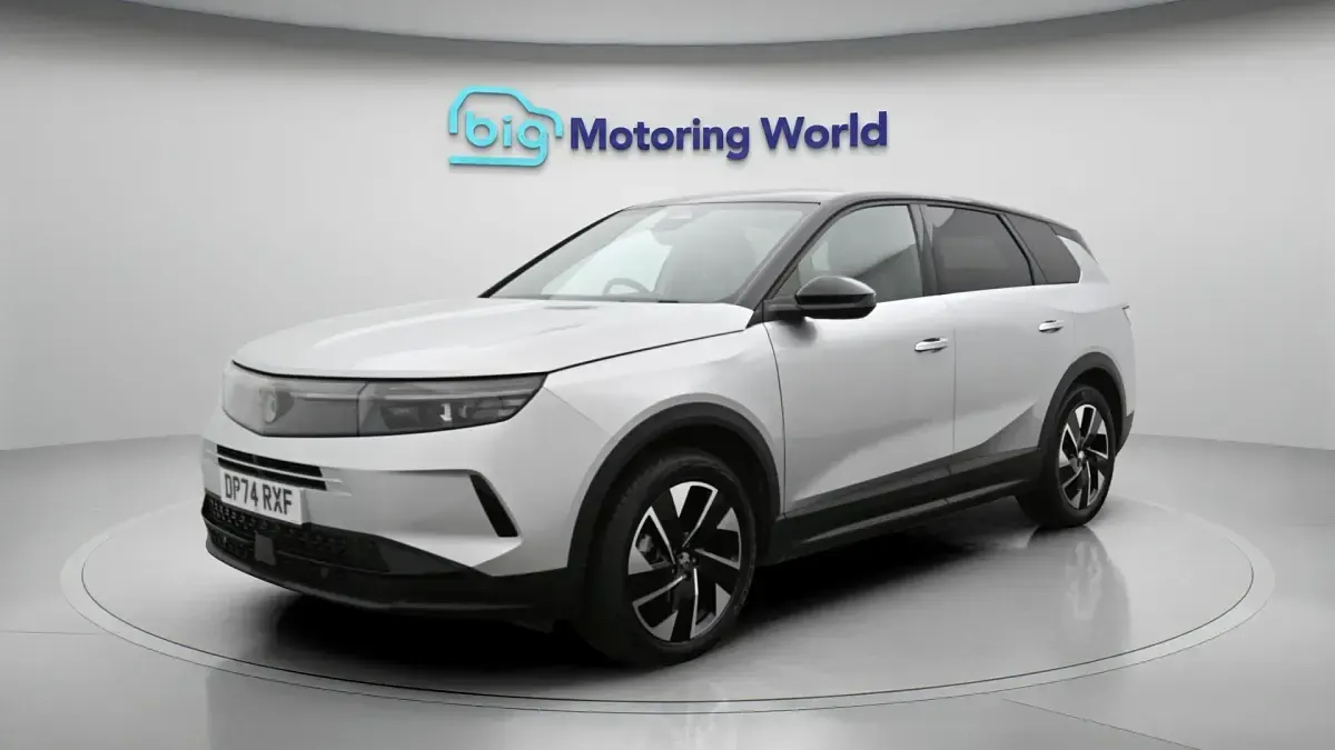 Used Vauxhall Grandland X Ultimate 136 HP (100 kW) 2024 Grey SUV