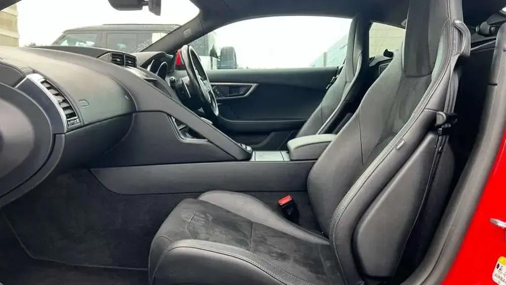 Used Jaguar F-Type R-Dynamic 300 HP (220 kW) 2018 Red Coupe