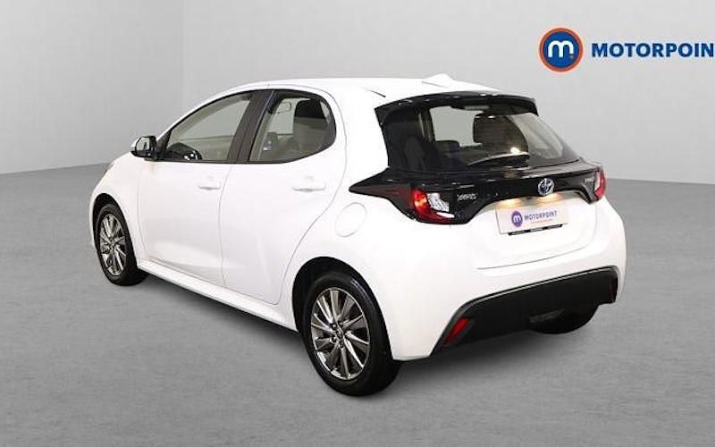 Used Toyota Yaris Hybrid 116 HP (85 kW) 2026 Hatchback