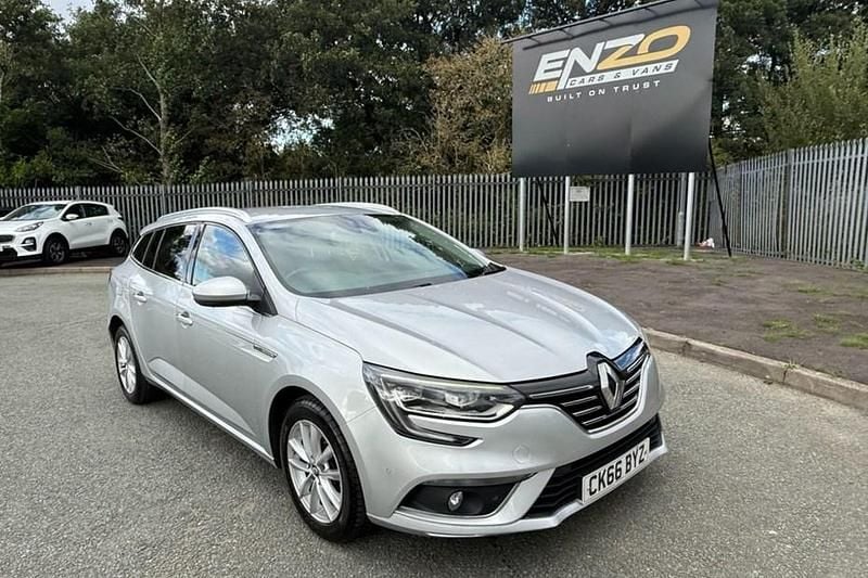 Used 2016 Renault Mégane III Signature Estate | £4,795 (Good price) - Image 1/1