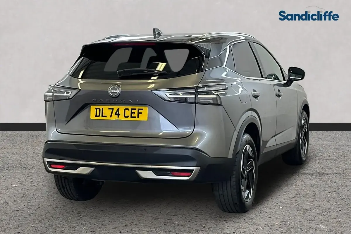 Used Nissan Qashqai N-Connecta 140 HP (102 kW) 2024 Grey SUV