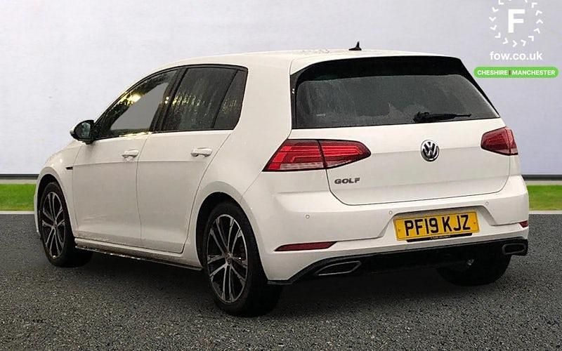 Used VW Golf VII R-line 150 HP (110 kW) 2019 White Hatchback