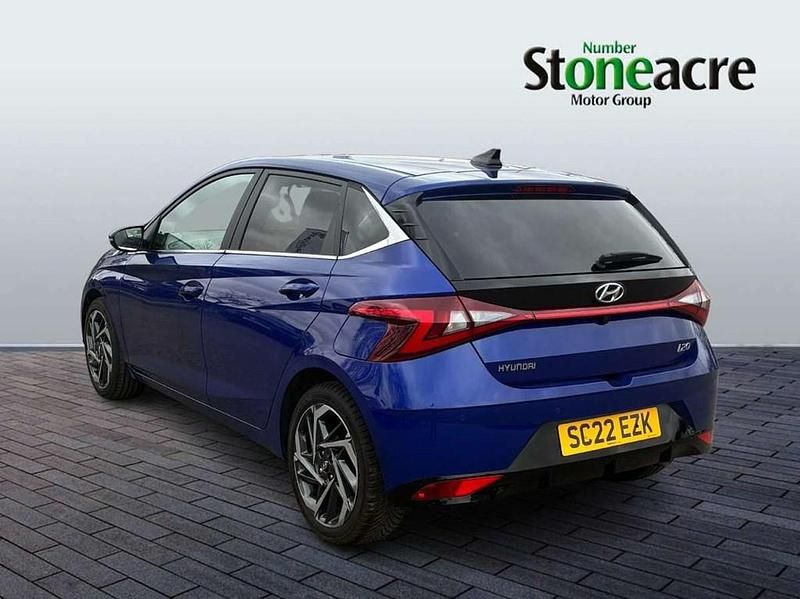 Used Hyundai i20 Premium 100 HP (73 kW) 2022 Blue Hatchback