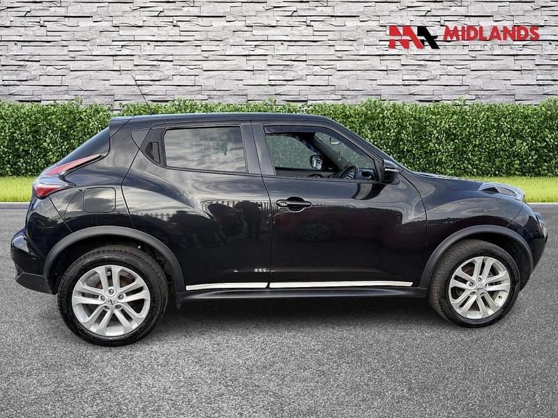 Used Nissan Juke N-Connecta 110 HP (80 kW) 2016 Black SUV