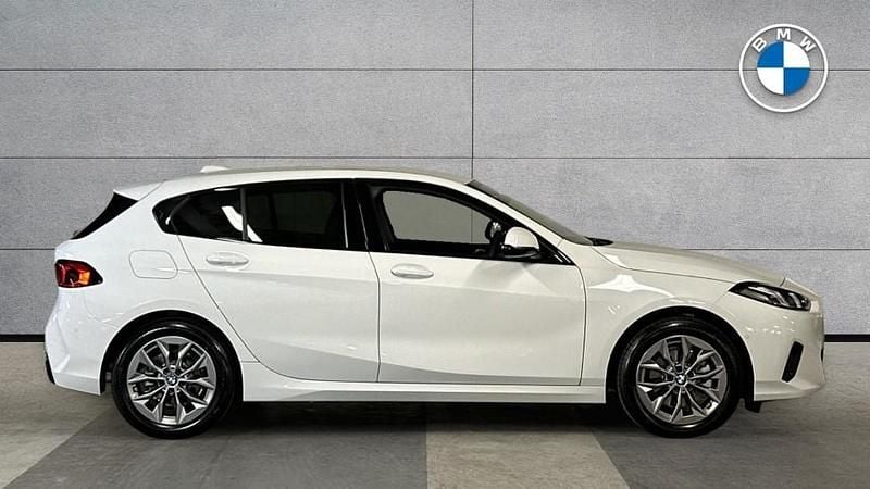 New BMW 120 Sport Line 168 HP (123 kW) 2025 White Hatchback