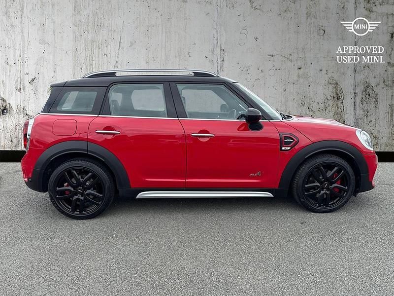 Used Mini John Cooper Works Countryman 228 HP (167 kW) 2018 Red SUV