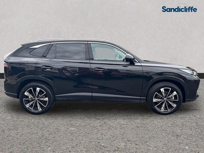 Used MG HS Trophy 2024 Metallic  black pearl SUV