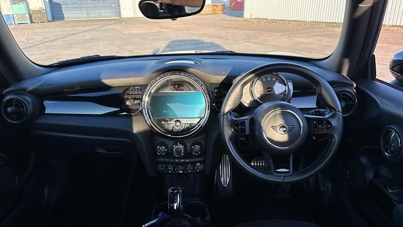 Used Mini Cooper Sport 136 HP (100 kW) 2021 Chili red Hatchback