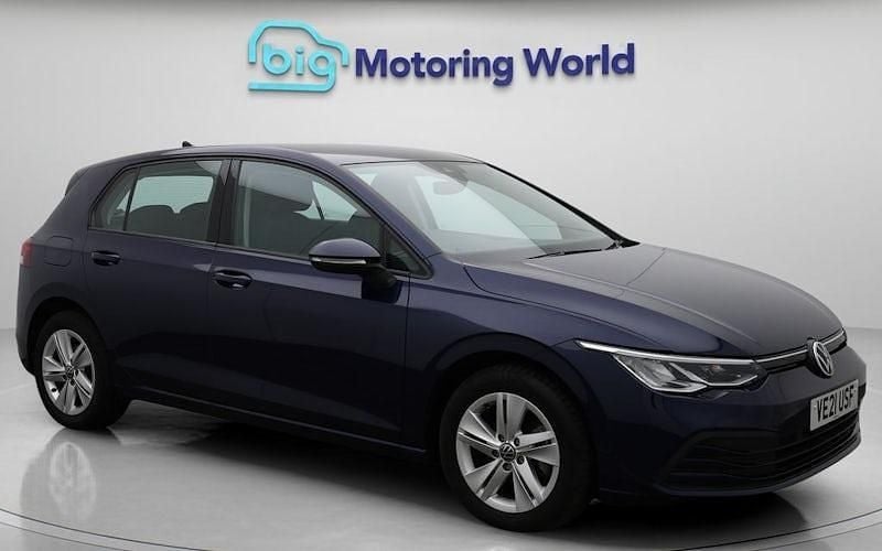 Used 2024 VW Golf VIII Life Hatchback | £17,150 (Super price) - Image 1/4