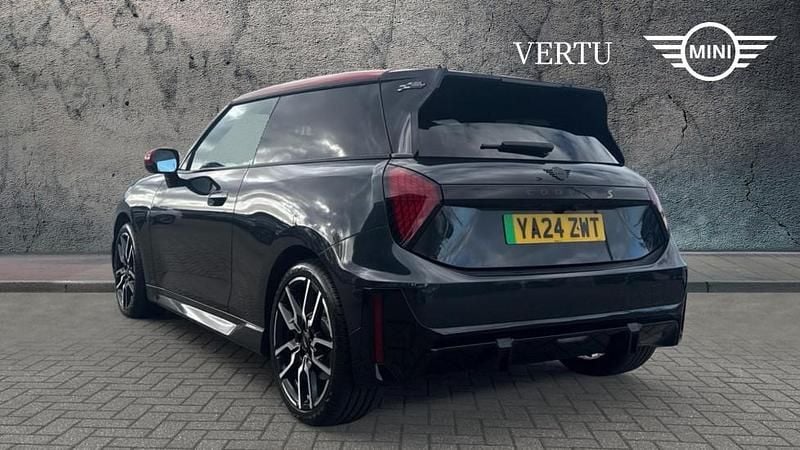 Used Mini Cooper SE Hatch 158 kW (215 HP) 2024 Grey Hatchback