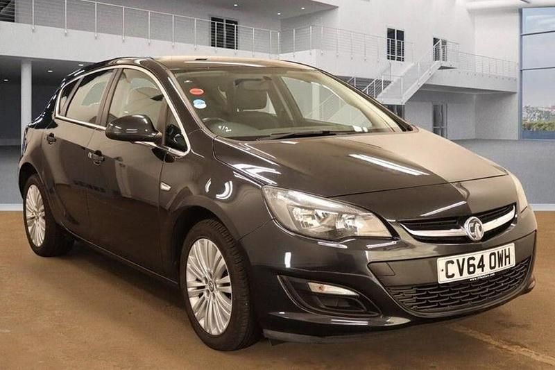 Used 2014 Vauxhall Astra Excite Hatchback | £2,390 (Good price) - Image 1/1