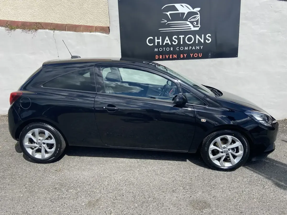 Second-hand Vauxhall Corsa Sport 90 CP (66 kW) 2019 Negru Hatchback