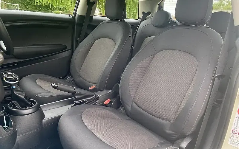 Used Mini ONE Hatch 102 HP (75 kW) 2017 Hatchback