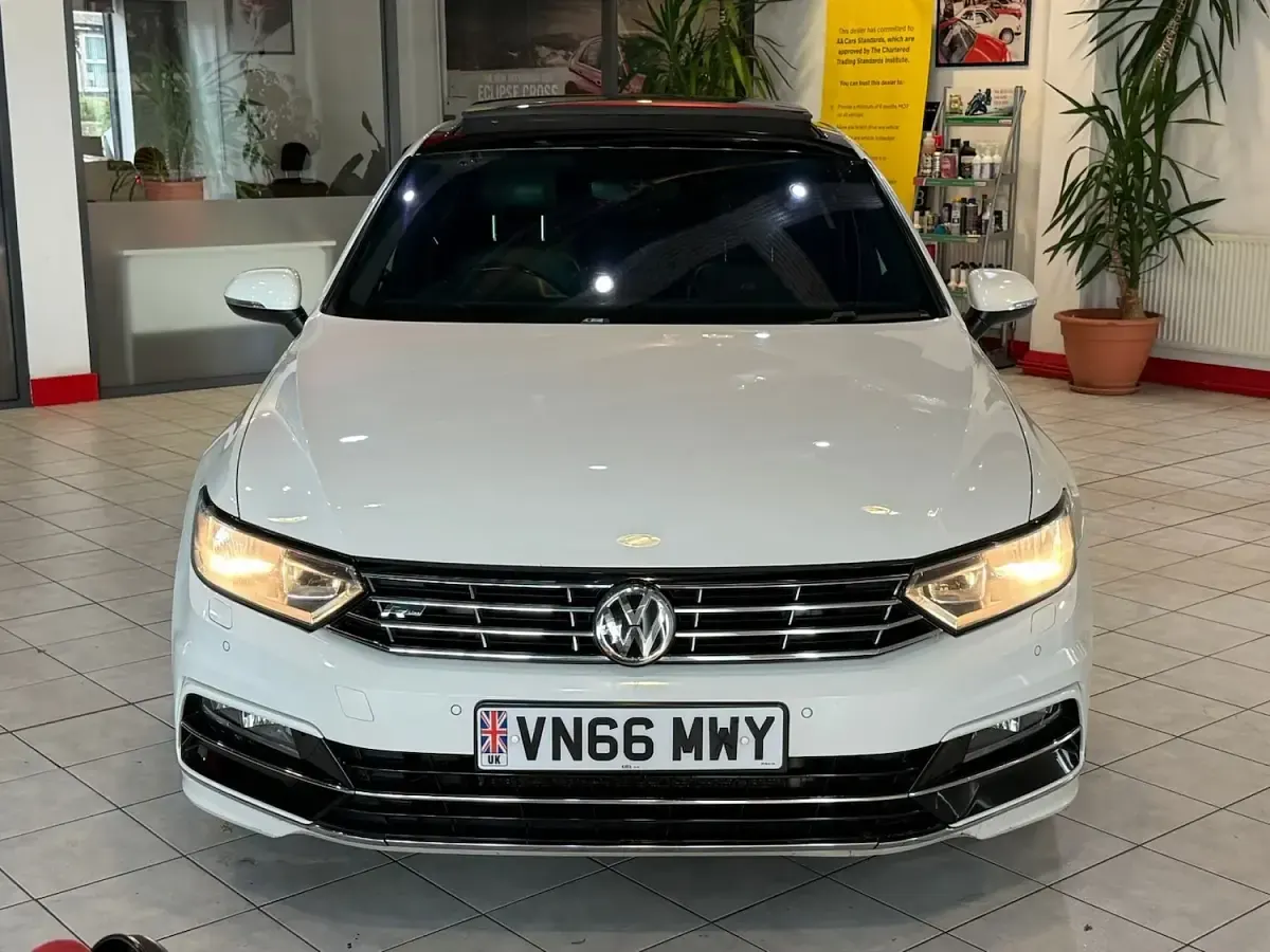Used VW Passat R-line 2016 White Sedan