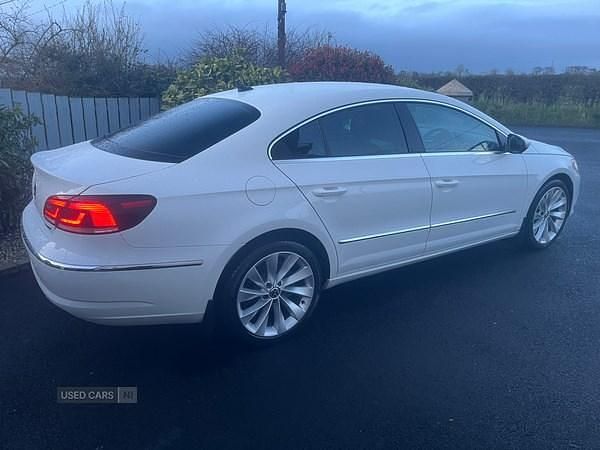 Used VW CC GT 2014 White Sedan