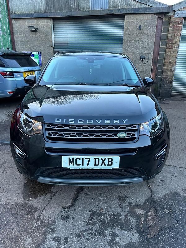Used Land Rover Discovery Sport SE 150 HP (110 kW) 2017 Black SUV