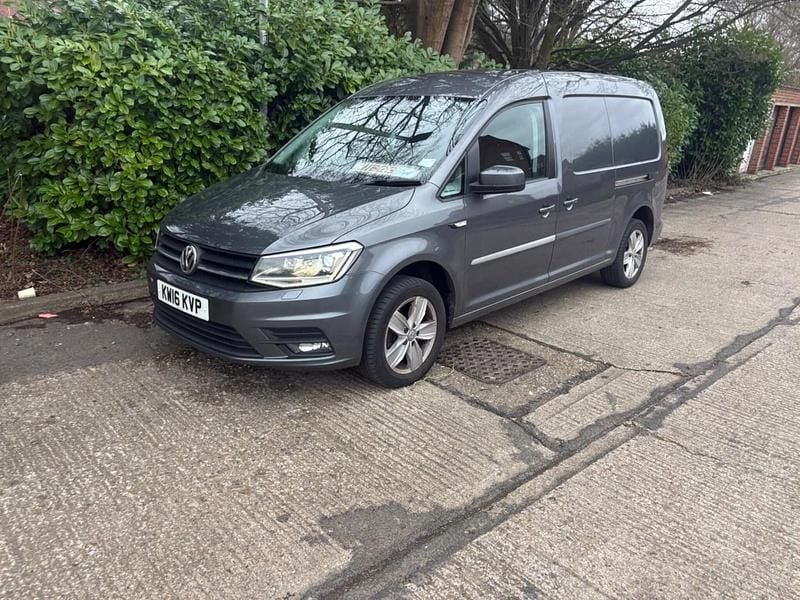 Used VW Caddy Maxi Highline 150 HP (110 kW) 2016 Grey MPV