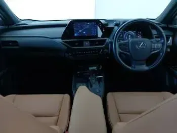 Used Lexus UX 250h Sport Design Packet 184 HP (135 kW) 2023 Silver SUV