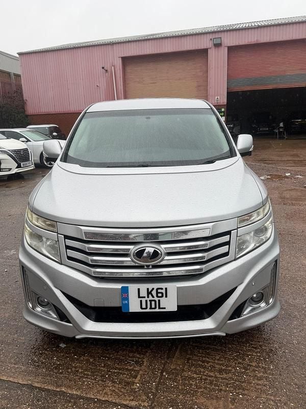 Used Nissan Elgrand 2012 Silver MPV