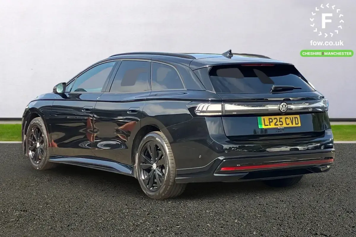 Used VW ID.7 Pro 210 kW (286 HP) 2025 Black Estate
