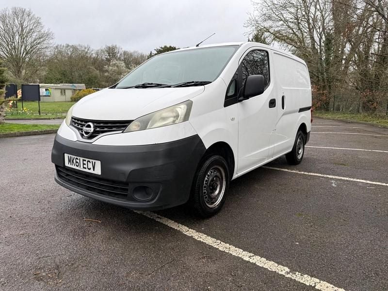 Used Nissan NV200 SE 2011 White MPV