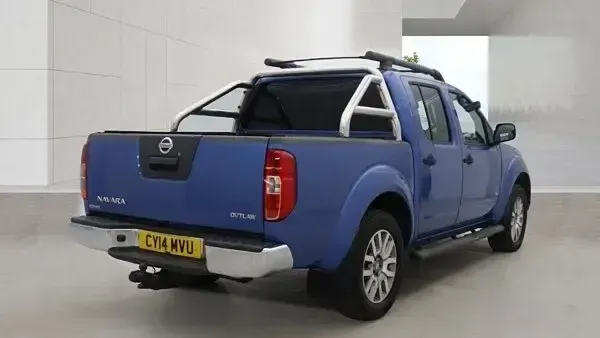 Used Nissan Navara 2014 Blue Pickup
