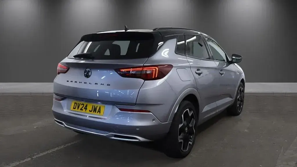Used Vauxhall Grandland X Ultimate 130 HP (95 kW) 2024 Grey SUV