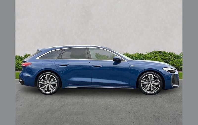 Used Audi A5 S-Line 150 HP (110 kW) 2025 Blue Estate