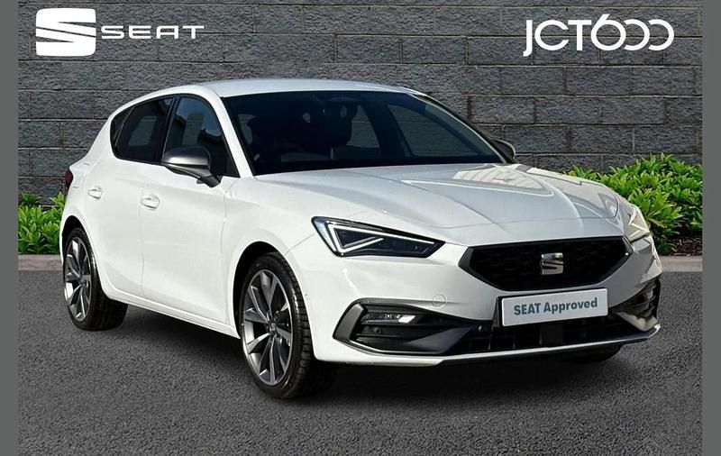 New Seat Leon FR Sport 147 HP (108 kW) 2025 White Hatchback