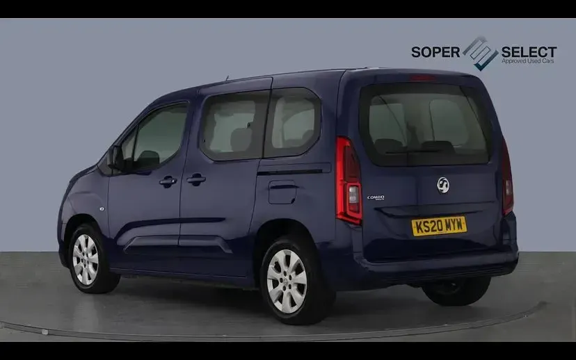 Used Vauxhall Combo 100 HP (73 kW) 2020 Blue MPV