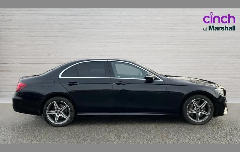 Used Mercedes E300 AMG Line Premium 312 HP (229 kW) 2020 Black Sedan