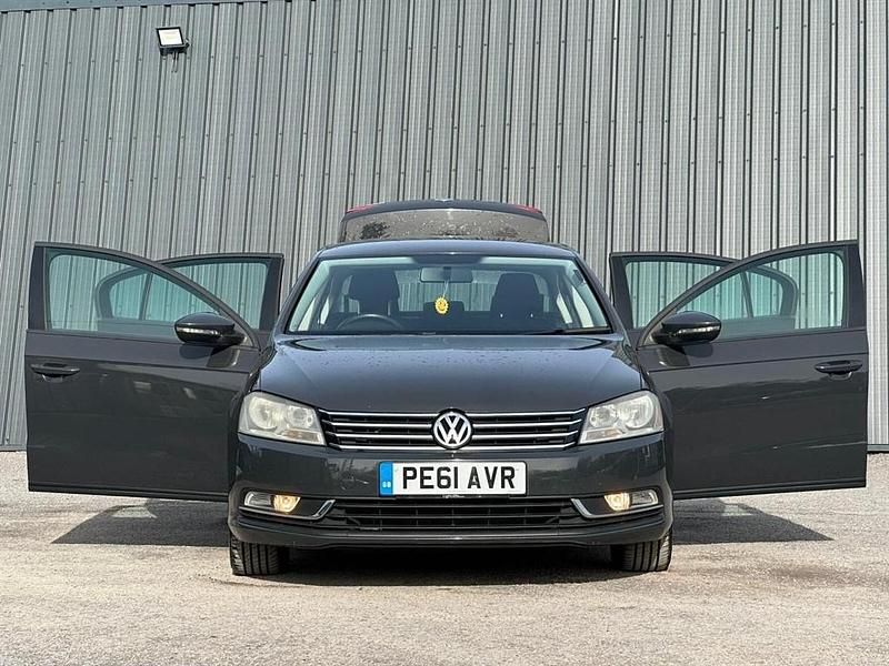 Used VW Passat S 2011 Grey Sedan