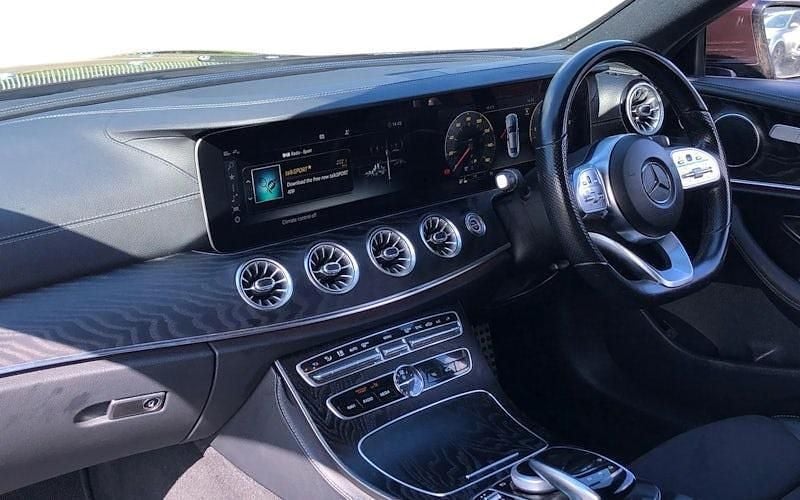 Used Mercedes E400 AMG line 340 HP (250 kW) 2019 Red Coupe