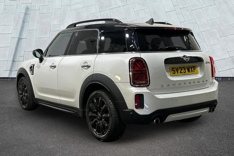 Used Mini Cooper S Countryman Comfort 176 HP (129 kW) 2023 White SUV