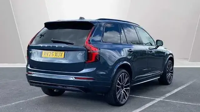 Usado Volvo XC90 Ultra 455 HP (334 kW) 2025 Azul SUV