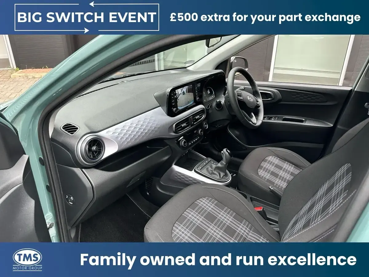 New Hyundai i10 Premium 79 HP (58 kW) 2025 Green Hatchback