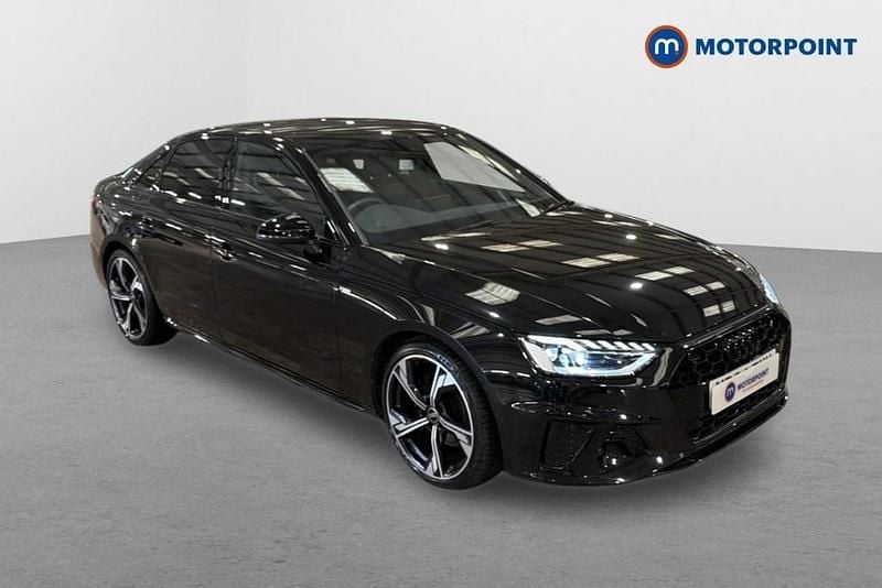 Usado Audi A4 Black Edition 150 HP (110 kW) 2024 Sedan